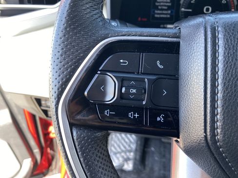 Used 2023 Toyota Sequoia Capstone AWD/4WD image 30