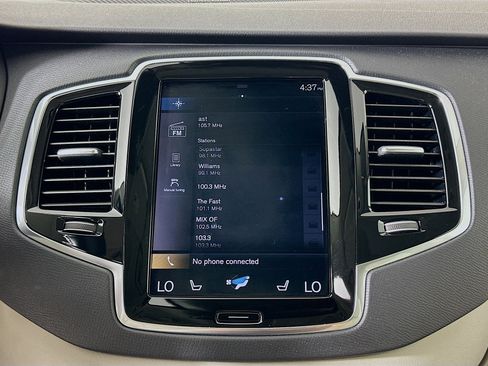 Used 2022 Volvo XC90 T6 Momentum w/ Advanced Package AWD/4WD image 21