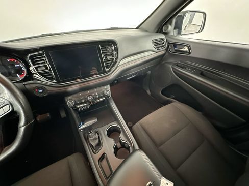 Used 2025 Dodge Durango GT RWD image 11