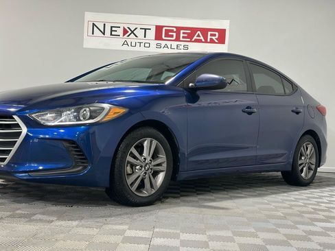 Used 2017 Hyundai Elantra SE FWD image 6