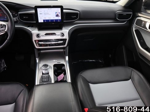 Used 2022 Ford Explorer XLT w/ Equipment Group 202A image 16