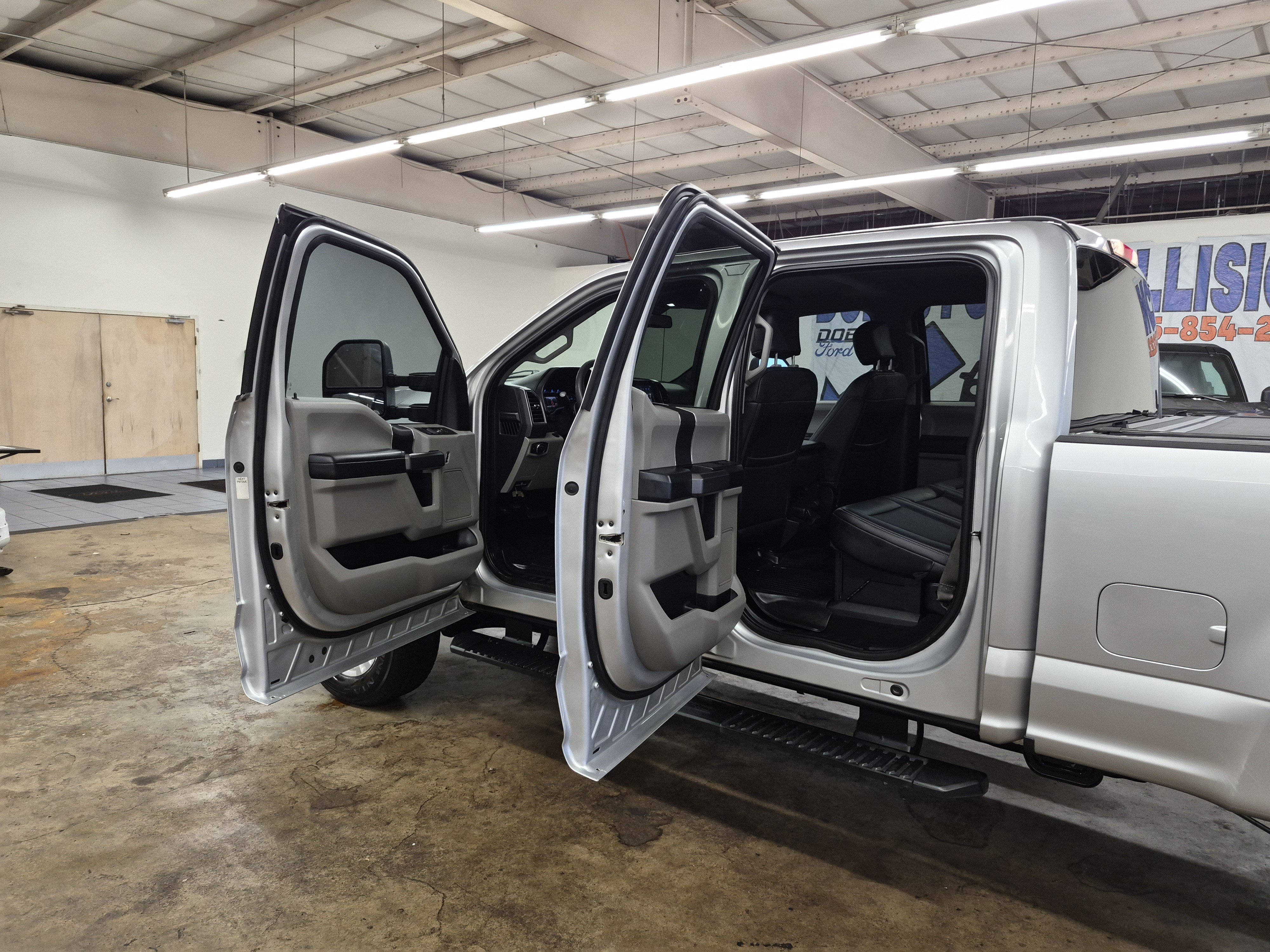 Used 2019 Ford F250 4x4 Crew Cab Super Duty image 17