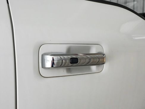 Used 2022 Ford F250 Lariat w/ Lariat Ultimate Package AWD/4WD image 42
