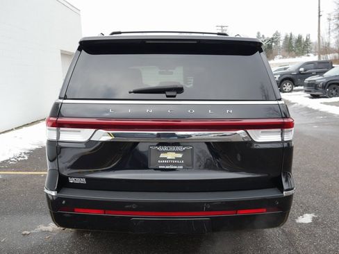 Used 2022 Lincoln Navigator Reserve image 6