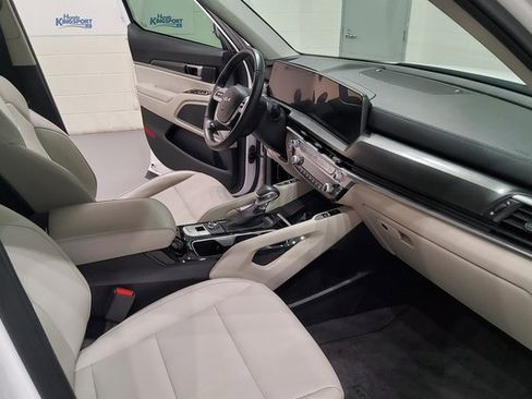 Used 2024 Kia Telluride S w/ S Sunroof Package image 15