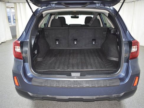 Used 2017 Subaru Outback 2.5i Premium AWD/4WD image 28