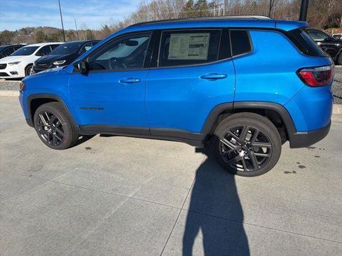New 2026 Jeep Compass Latitude image 6