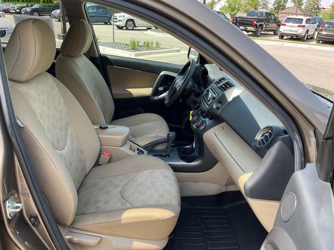 Used 2012 Toyota RAV4 4WD w/ Value Pkg image 35