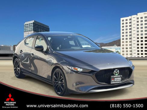 Used 2024 MAZDA MAZDA3 s FWD image 1