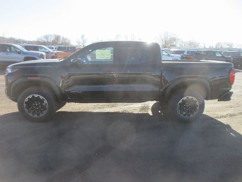 New 2026 GMC Canyon AT4 image 8