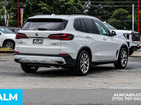 Used 2024 BMW X5 xDrive50e AWD/4WD image 6