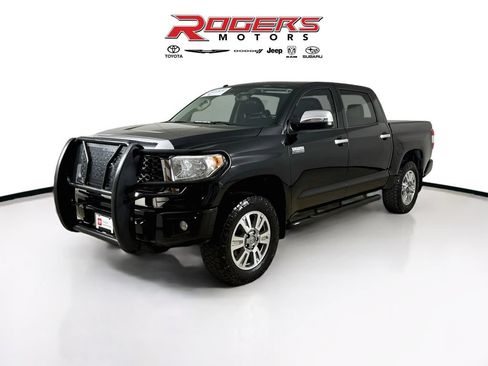 Certified 2017 Toyota Tundra Platinum AWD/4WD image 8