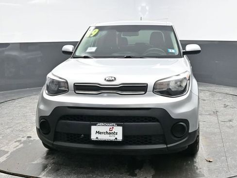 Used 2019 Kia Soul image 2