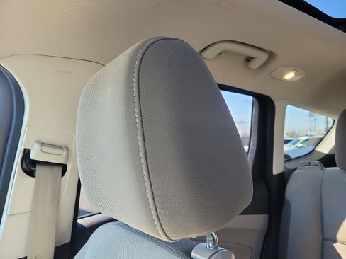 Used 2015 Ford Escape SE image 13