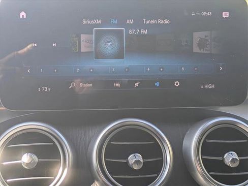 Used 2021 Mercedes-Benz GLC 300 4MATIC image 16