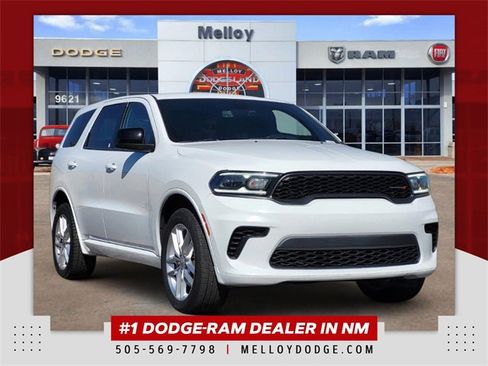Used 2023 Dodge Durango GT image 1