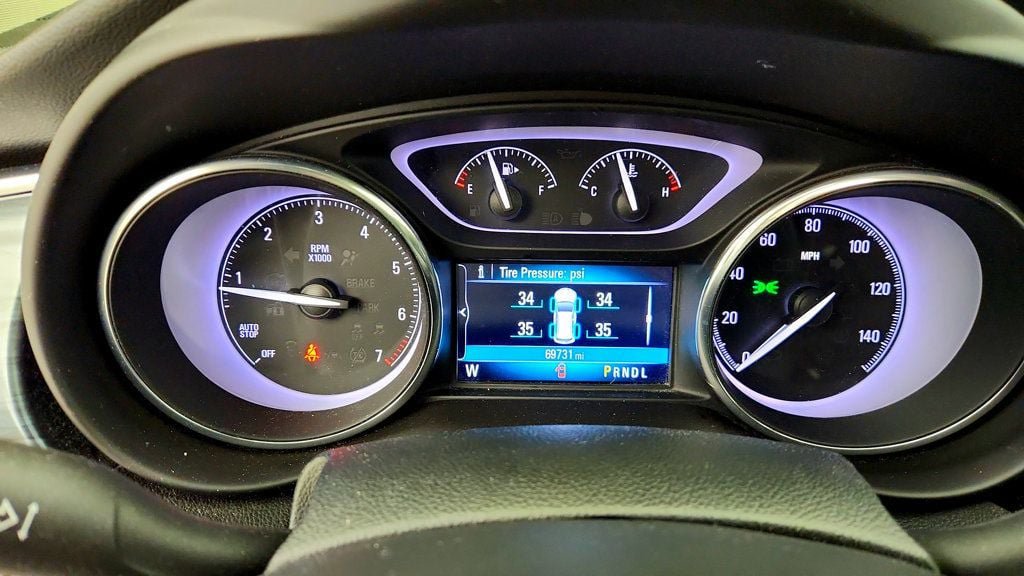 Used 2020 Buick Envision Essence FWD image 14
