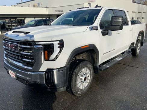 New 2026 GMC Sierra 2500 SLE image 42
