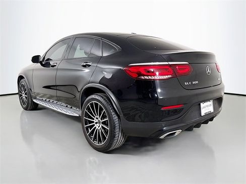 Used 2021 Mercedes-Benz GLC 300 4MATIC Coupe image 7