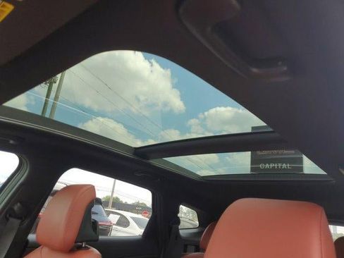 Used 2024 Kia Sportage SX image 16