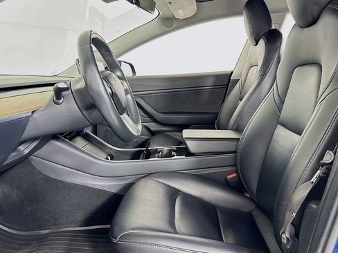 Used 2018 Tesla Model 3 Long Range image 10
