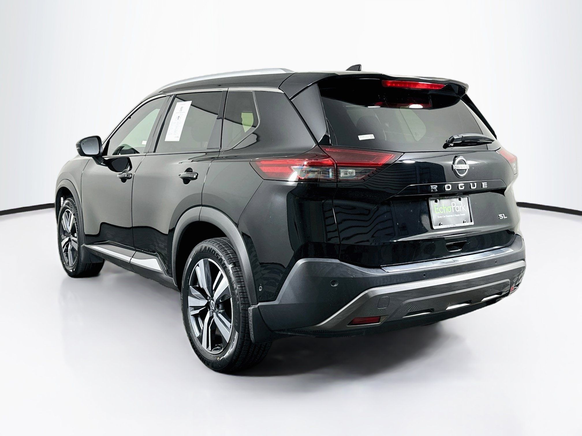 Used 2023 Nissan Rogue SL w/ SL Premium Package FWD image 5