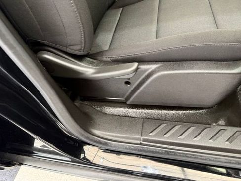 Used 2023 Chevrolet Colorado W/T RWD image 20