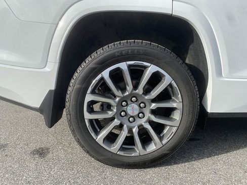 Used 2021 GMC Acadia Denali w/ Denali Ultimate Package image 33