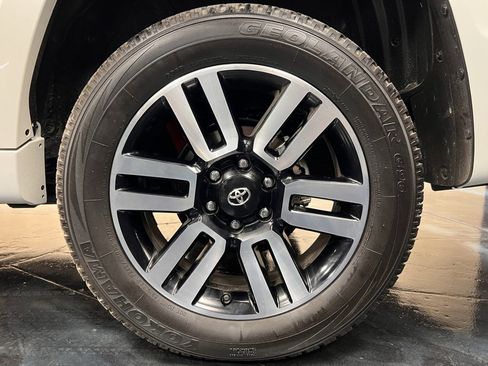 Used 2023 Toyota 4Runner Limited image 20