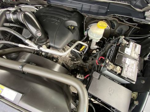 Used 2017 RAM 1500 Express image 27