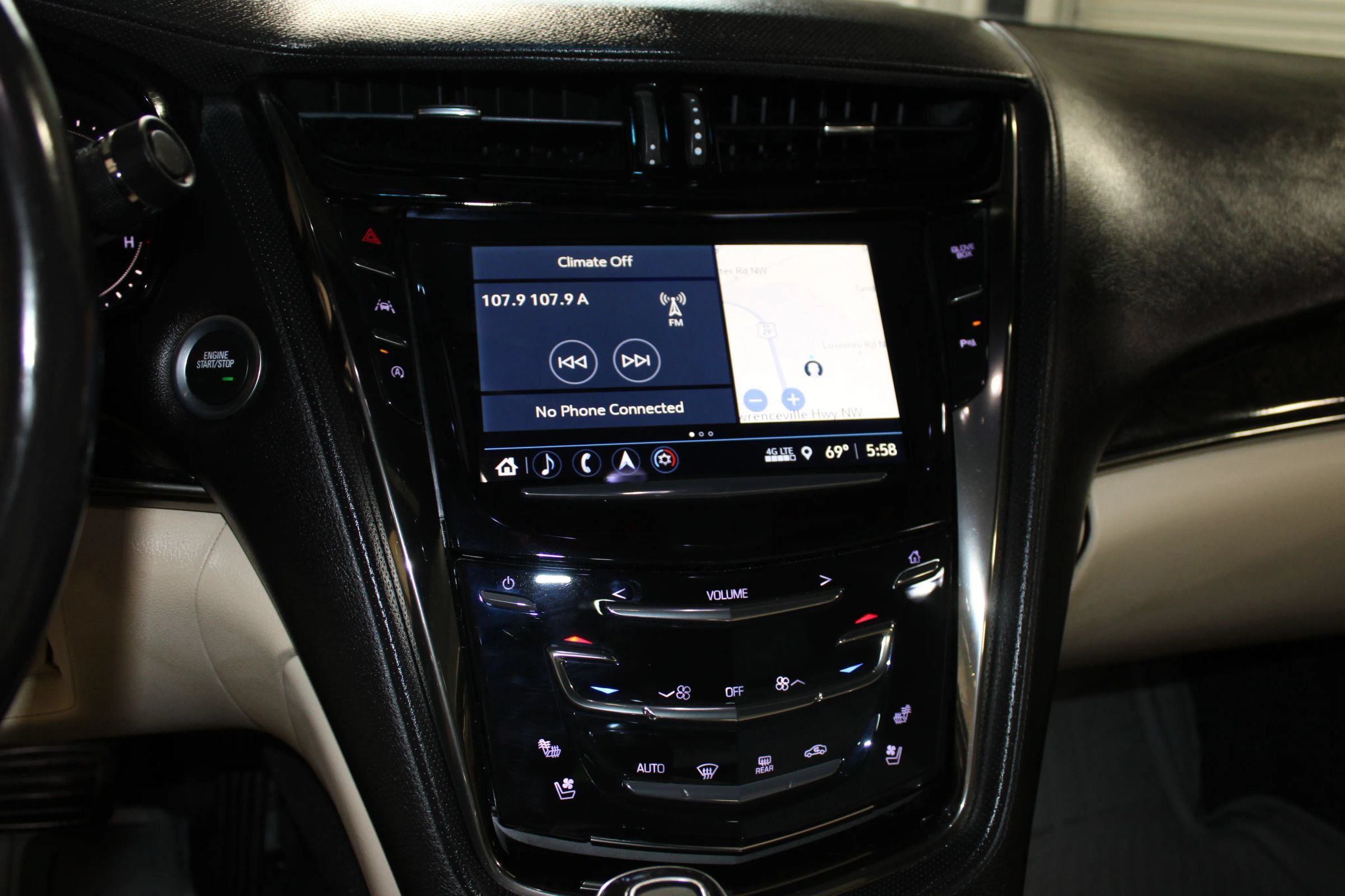 Used 2018 Cadillac CTS Luxury RWD image 15