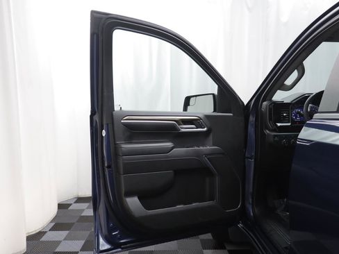 Used 2023 Chevrolet Silverado 1500 LT image 4