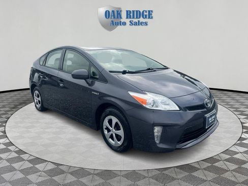 Used 2013 Toyota Prius Three FWD image 3