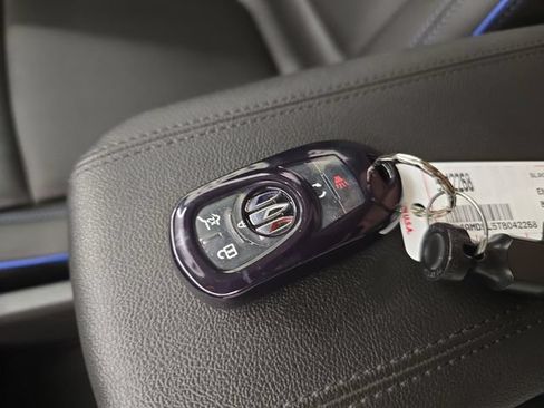Used 2026 Buick Encore GX Sport Touring w/ Comfort Package FWD image 28