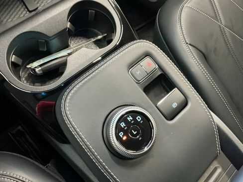 Used 2024 Ford Mustang Mach-E Select image 21