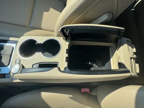 Used 2012 Mercedes-Benz C 300 4MATIC Sedan image 28