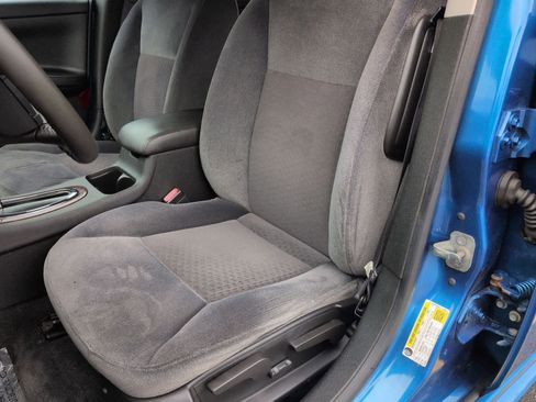 Used 2010 Chevrolet Impala LT image 17