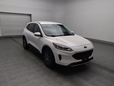 Used 2020 Ford Escape SE FWD image 13