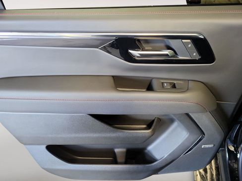 New 2026 Chevrolet Suburban RST w/ RST Capability Package image 20