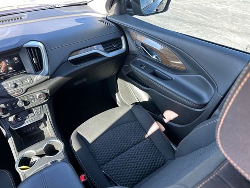 Used 2019 GMC Terrain SLE w/ Driver Convenience Package image 18