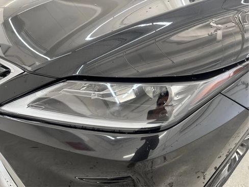 Used 2020 Lexus RX 350L Premium w/ Premium Package AWD/4WD image 32