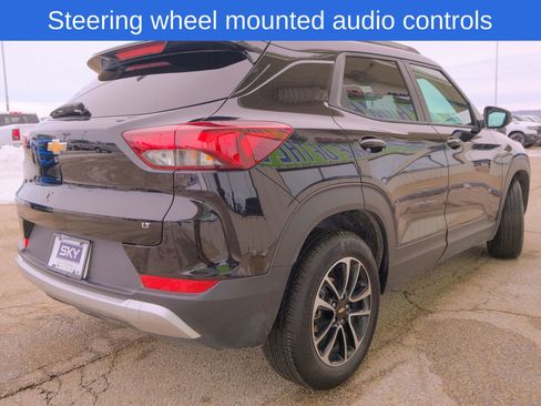 Used 2025 Chevrolet TrailBlazer LT image 8