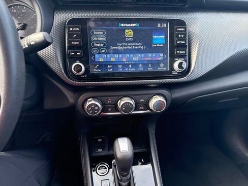 Used 2023 Nissan Kicks SV FWD image 30