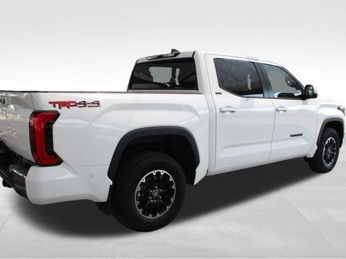 Certified 2025 Toyota Tundra SR5 w/ TRD Off-Road Package AWD/4WD image 14