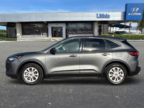 Used 2025 Ford Escape Active FWD image 6