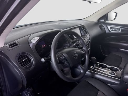 Used 2019 Nissan Pathfinder S AWD/4WD image 23