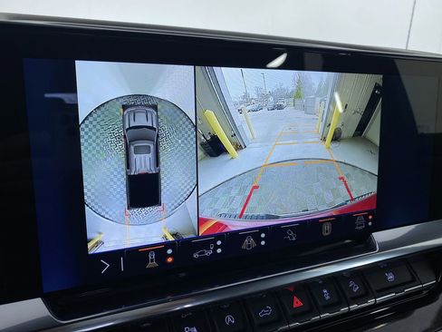 Certified 2025 Chevrolet Silverado 1500 LTZ image 7