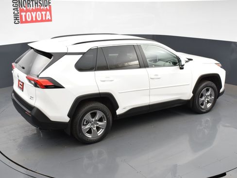 Used 2025 Toyota RAV4 XLE image 20