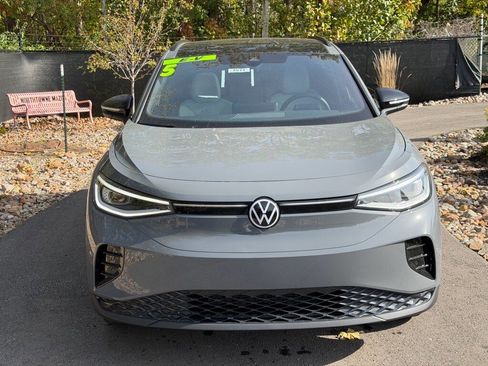 New 2025 Volkswagen ID.4 Pro S image 8