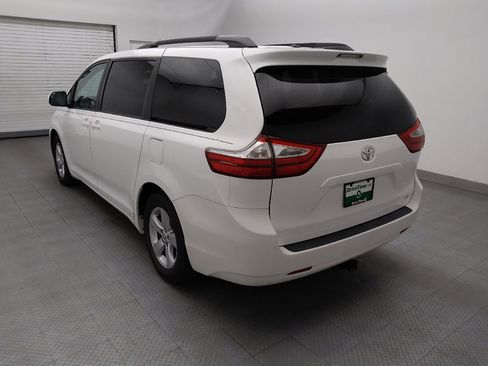 Used 2017 Toyota Sienna LE FWD image 5